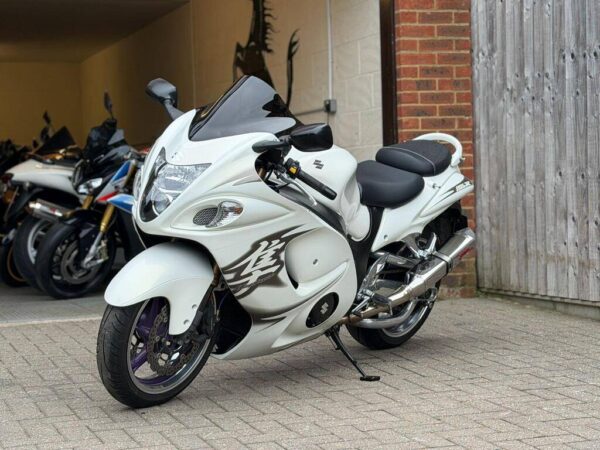 SUZUKI HAYABUSA GSX1300R (2011)